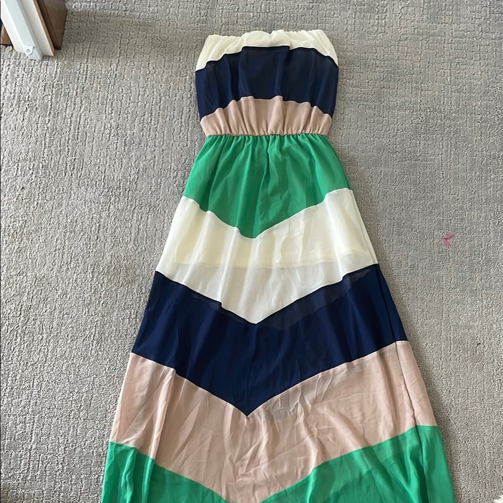Miss River Ruffled Skirt